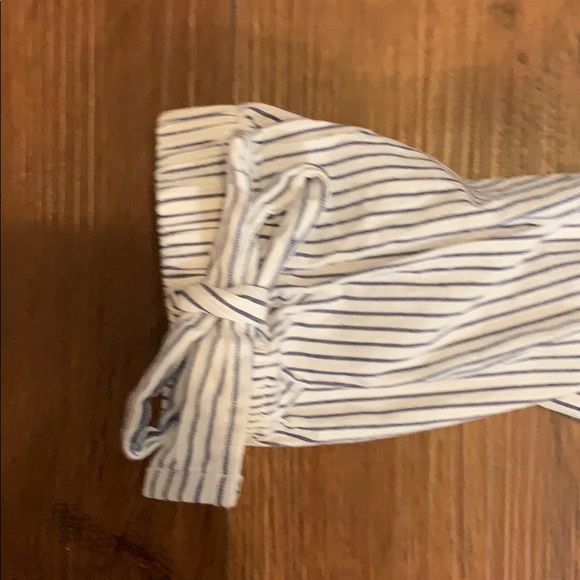 Potters Pot Off the Shoulder Shirt - Picture 3 of 3